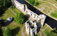 Newark castle WEB